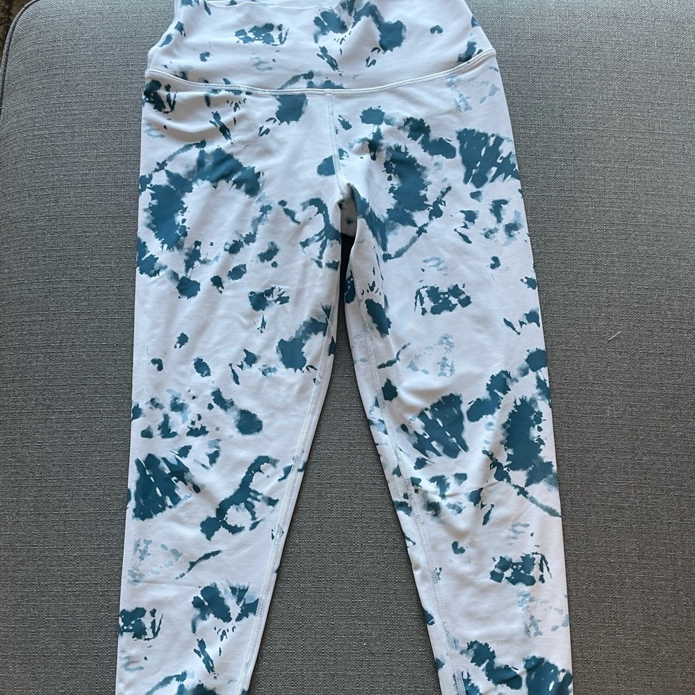 Soul Cycle Tie Die Leggings